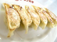 「餃子」@ラーメン大学 大島駅前店の写真