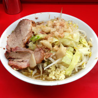 「ぶた入りラーメン➕脂多め」@ラーメン二郎 松戸駅前店の写真