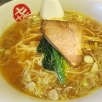 「中華そば（小）６５０円」@中華そば まるきの写真