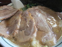 「チャーシューメン中盛り＋のり増＋ライス」@横浜家の写真