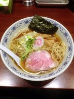 「煮干しそば」@煮干中華そば 鈴蘭 新宿店の写真