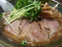 「【夜の部】濃い口醤油らーめん細麺大盛り￥850」@あぢとみ食堂の写真