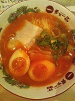 「ピリ辛ラーメン（味玉トッピング）」@天下一品 名古屋栄店の写真
