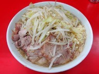 「ラーメン（650円）ニンニクカラメ」@ラーメン二郎 松戸駅前店の写真
