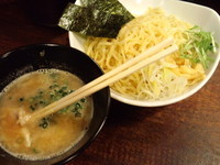 「濃厚鶏骨醤油つけそば780円中盛無料・平打ち麺」@濃厚鶏そば たけいちの写真