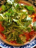 「トムヤムラーメン（７３０円）・パクチー（１００円）」@ティーヌン 西早稲田本店の写真