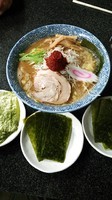 「辛味中華そば＋海苔×3」@縁者の写真