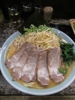 「豚骨味噌ネギチャーシューラーメン大」@横浜家系ラーメン ほどが家の写真