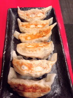 「ぎょうざ300円」@麺屋 元福の写真