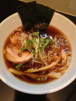 「醤油らーめん（並） ￥700」@麺や 勝治の写真