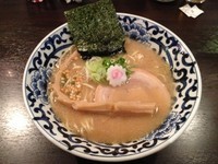 「豚骨魚介 らー麺 750円」@東京駅 斑鳩の写真