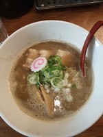 「濃厚煮干そば」@月と鼈の写真