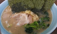 「ラーメン＝６３０円」@超進家系ラーメン 弘家の写真