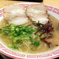 「長浜系博多ラーメン山笠」@ラーメン 博多もつ鍋 もつ焼 山笠 織田屋の写真