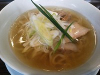「塩ラーメン」@手打ち麺 やす田の写真