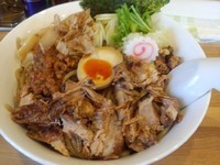 「まぜそば（大）400ｇ　800円」@らー麺Chopの写真