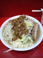 「小ラーメン （700円）　カレー （50円）」@ラーメン 学の写真