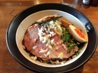 「黒真空まぜそば 730円」@喜元門 本店の写真