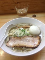 「特濃煮干し蕎麦（白）＋味玉」@煮干中華ソバ イチカワの写真