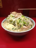 「小ラーメン(ニンニクアブラ)麺硬」@ラーメン二郎 中山駅前店の写真