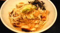 「油そば＋クーポン大盛（７００円）」@背脂ラーメン宮本 勝田台店の写真