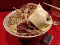 「ラーメン + チーズ」@ラーメン二郎 府中店の写真