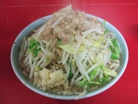 「小ラーメン650円　ニンニク/脂」@ラーメン二郎 中山駅前店の写真