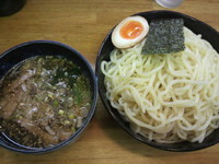 「丸永のつけそば　（味変　辛み投入）」@つけそば丸永 本店の写真