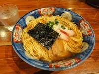 「黒出汁支那そば650円　大盛100円」@八雲の写真