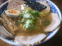 「しょうゆそば（チャーシュー＋大盛り）」@中華そば やまとの写真