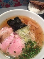 「煮干蕎麦・醤油(細麺、低温)￥730＋肉１枚(炭火)￥100」@喜乃壺の写真