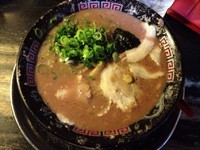 「とんこつラーメン」@無鉄砲 東京中野店の写真