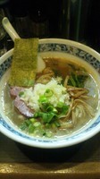 「煮干豚骨ラーメン」@麺処 夏海の写真