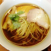 「醤油らぁ麺　700円」@飯田商店 湯河原本店の写真