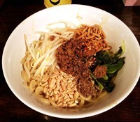 「汁なし担々麺￥８８０」@自家製麺ほうきぼし 神田店の写真