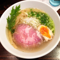 「軍鶏塩らーめん(700円)」@麺や 蒼 AOIの写真