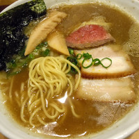 「煮干醤油SOBA（大）￥８８０」@銀座 篝の写真