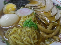 「ﾁｬｰｼｭｰﾒﾝ【黒醤油】(800円)＋半熟玉子(100円)」@向嶋 だるまの写真