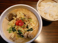 「潮干狩りホワイトラーメン＋ごはん（小）」@麺処 井の庄の写真