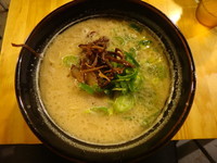 「とんこつらーめん+替玉(650+120円)」@とんこつ屋台 暖家の写真