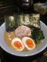 「味玉ラーメン」@らーめんありがた家の写真