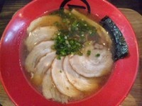 「鶏だしチャーシュー支那そば／８００円」@麺匠ごとうの写真