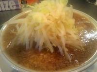 「小ラーメン、やさい少し多め、にんにく　650円」@らーめん大 汐留店の写真