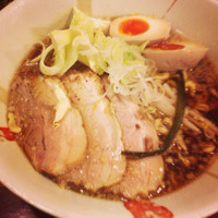 「まったりしろ八(チャーシュー3枚、味玉)」@旬麺しろ八の写真