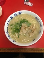 「らーめん400円」@元祖ラーメン長浜家の写真