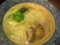 「牡蠣出汁清湯らーめん でづのかきやん 750円」@ラーメン燈郎の写真