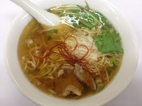「海老薫醤油拉麺（840円）」@寺門ジモンのフードパーク マジうますぎ 京王百貨店の写真