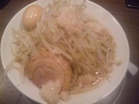 「味玉ラーメン並８２０円」@ジャンクガレッジ 東京ラーメンストリートの写真
