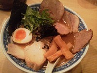 「特製ラーメン　醤油　あっさり　細麺」@らーめん がんちゃの写真