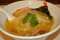 「しおらーめん　650円」@燵家製麺の写真